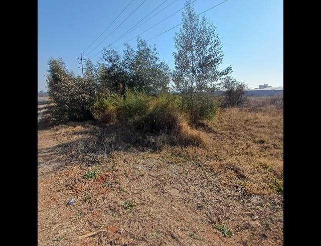 1.60HA VACANT LAND FOR SALE IN HIGHBURY